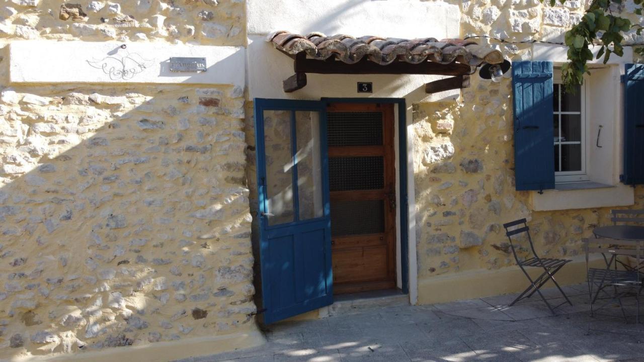 L'Angelus, Gite De Charme Au Coeur Du Vieux Village De Sablet Buitenkant foto