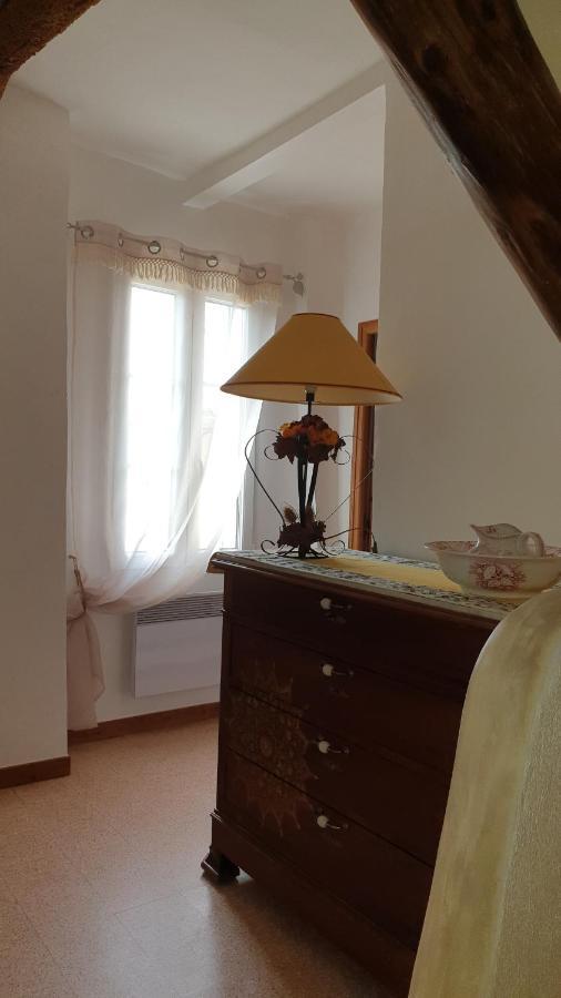 L'Angelus, Gite De Charme Au Coeur Du Vieux Village De Sablet Buitenkant foto